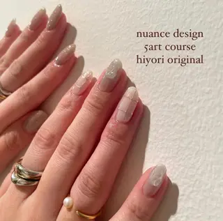 ネイル pétit所属・pétit hiyoriのネイルデザイン