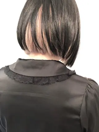 ショート カラー 平川 友希子のヘアスタイル