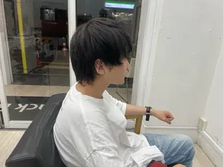 ショート カラー Black Biz新宿西口店所属・み うらのヘアスタイル