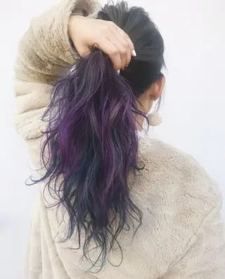 ロング カラー N° aria 三軒茶屋のヘアスタイル