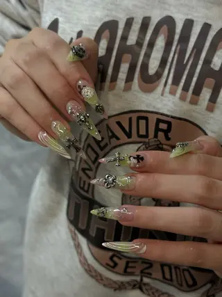 ネイル Julli nail所属・Julli ジュリのネイルデザイン