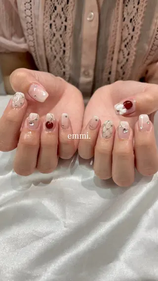 ネイル GO TODAY SHAiRE SALON 表参道colore店所属・emmi nailのネイルデザイン