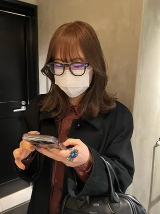 セミロング カラー アンニュイヘア🪽 ayumiのヘアスタイル