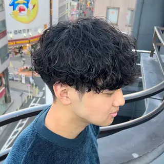 パーマ メンズ 曲がる縮毛矯正 LIBER 岩名のヘアスタイル