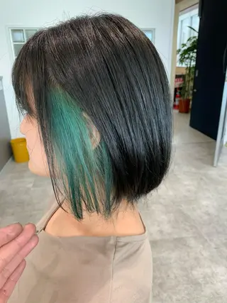 ショート ヨシミ カズヤのヘアスタイル