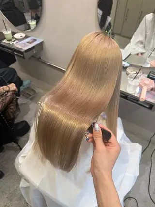 ロング カラー 佐川 雪月のヘアスタイル