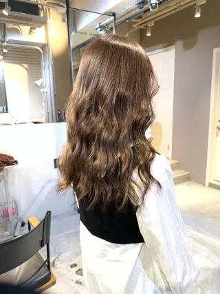 ロング カラー 全国No.1歴あり HINATA🥇のヘアスタイル