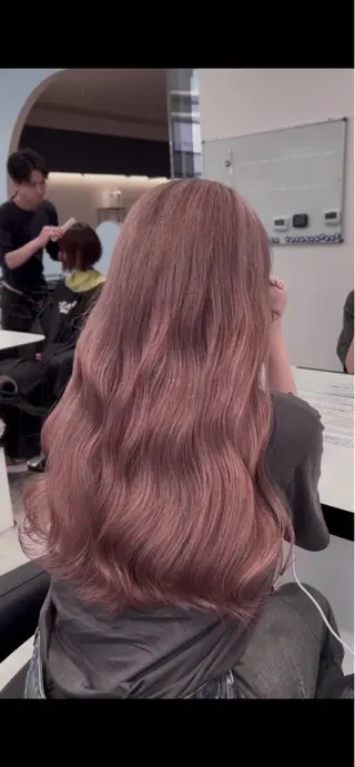 ロング カラー エフェクトブリーチ／ レイヤーカット／翔のヘアスタイル