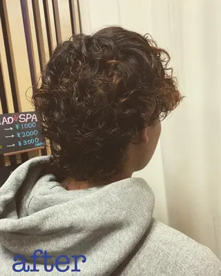 ミディアム カラー パーマ メンズ labyrinthノーブル所属・再現性No.1西村 雄太のヘアスタイル