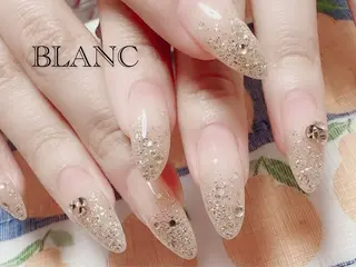 ネイル BLANC （ブラン）のネイルデザイン