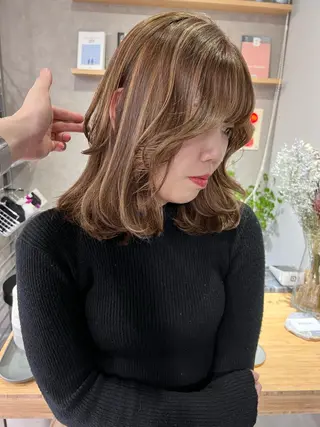 ミディアム REDEAL SHIBUYA所属・maya/レイヤー カット/ミインパーマのヘアスタイル
