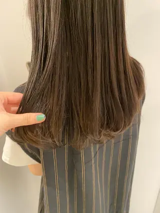 セミロング 頭皮につけないカラー /白髪ぼかし/実加永のヘアスタイル