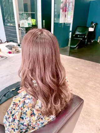 ロング hair design shu所属・頭皮とお肌をきれいに 大名店🖤Shuのエステ・リラクイメージ