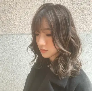 ミディアム カラー ヘアアレンジ ハイトーン/美髪矯正 🍃大江拓実のヘアスタイル