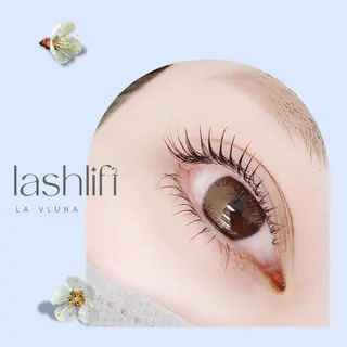 マツエク・マツパ 大石はな / lavlunaの眉毛・アイブロウイメージ