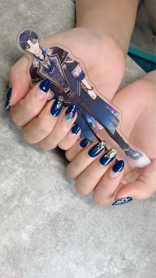 ネイル haleyume所属・shino🌟 痛ネイルのネイルデザイン