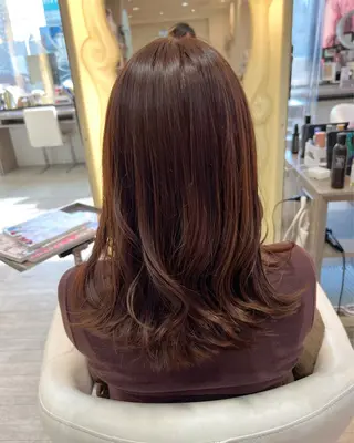 セミロング カラー 柳澤 和也のヘアスタイル