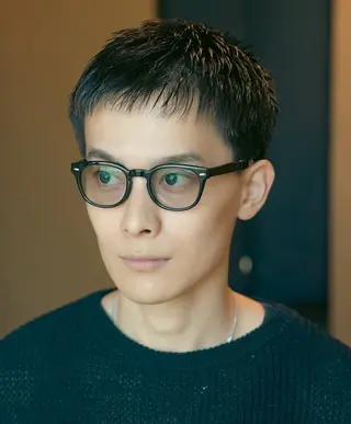 ショート メンズ サト エリのヘアスタイル