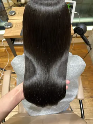 セミロング カラー 透明感🫧 佐藤歩夢のヘアスタイル