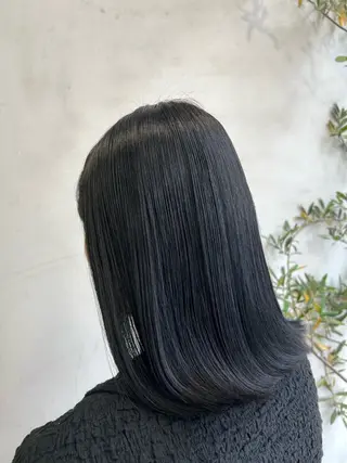 セミロング カラー 岩田 ひよりのヘアスタイル