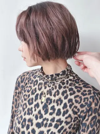 ショート とうい/パーマボブ/ くせ毛/丸みボブのヘアスタイル