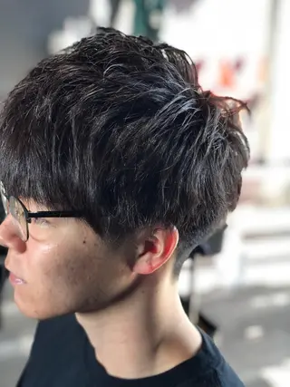 ミディアム パーマ 田中 就のヘアスタイル
