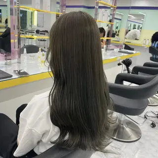 カラー EARTH日吉店所属・🌼リナ🌼赤み消し オリーブ/ブラウンのヘアスタイル