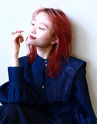 セミロング 【ブリーチラベンダー の神様】💗髙島隆世のヘアスタイル