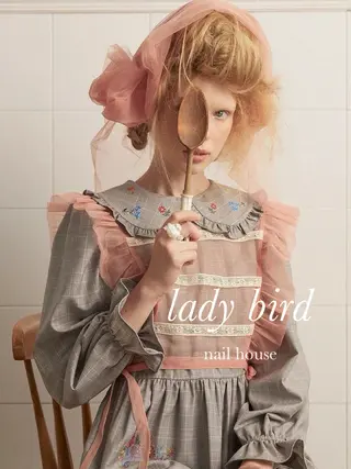 ネイル lady bird yoshieのネイルデザイン