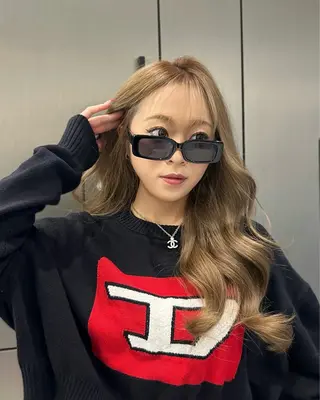 ロング 大人レイヤー/艶髪 🇺🇸TOMONAのヘアスタイル