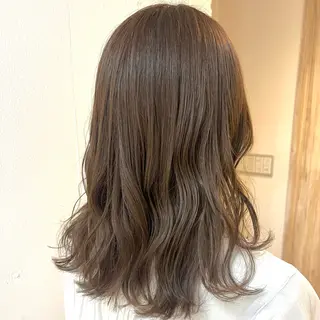 ミディアム カラー ベージュ／ボブ ／髪質改善のヘアスタイル