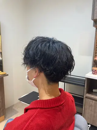 パーマ メンズ ピンクカラー🎀 米津 美佑のヘアスタイル