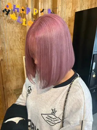 カラー 🩷推し活カラー ぷつっとボブchiaのヘアスタイル