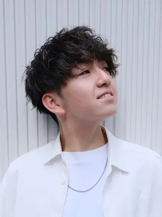 ショート パーマ メンズ 大江 聖のヘアスタイル