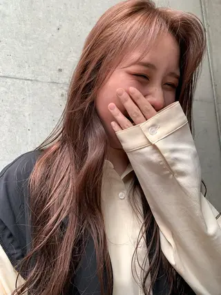 ロング カラー 上川 美幸のヘアスタイル