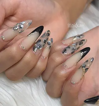 ネイル TIDY M&Mのネイルデザイン