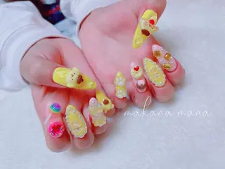 ネイル Makana Mana所属・Makana Manaのネイルデザイン