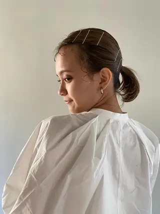 カラー 美髪ストレート 川本雄己のヘアスタイル