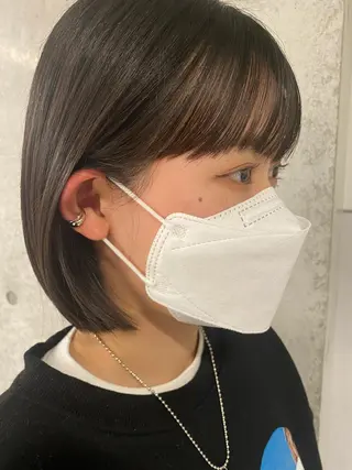 ミディアム フクダ ジュリのヘアスタイル