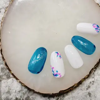 ネイル 矢野 美希のネイルデザイン