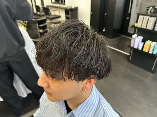 ショート パーマ メンズ men’s salon dot. tokyo 横浜店所属・🔥メンズ特化 カット1100円🔥のヘアスタイル