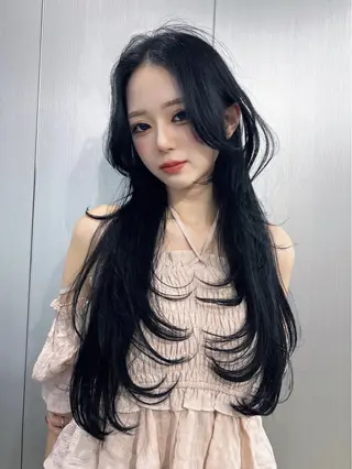 ロング カラー 💖可愛い色たくさん 権田やすなり💖のヘアスタイル