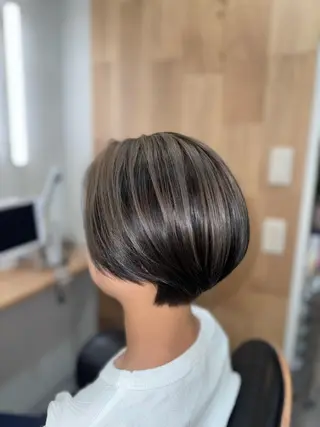 ショート 多賀 順平のヘアスタイル