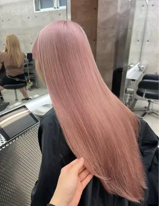 ロング カラー iki omotesando所属・KIRYU SARAのヘアスタイル