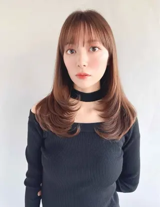セミロング 韓国風レイヤー/透明 感カラー/堀田　陸斗のヘアスタイル