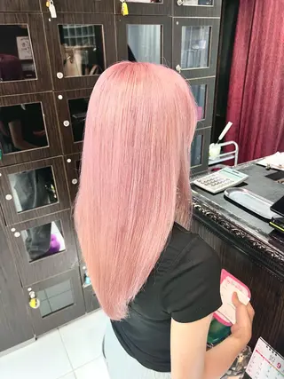 ロング 🖤デザインカラー❤ kana🖤のヘアスタイル
