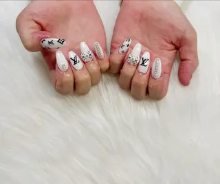 ネイル nailsalon R.のネイルデザイン