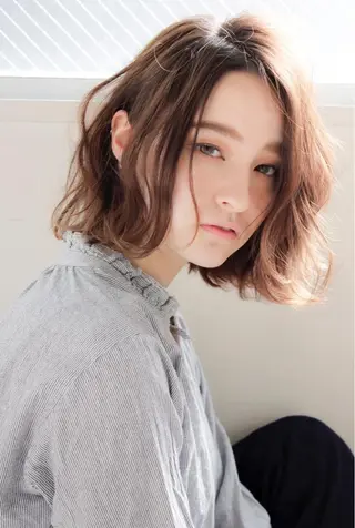 ミディアム 鬼頭 洋吏のヘアスタイル
