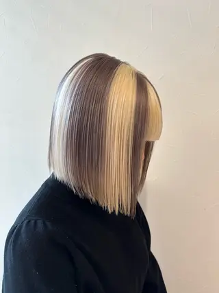 セミロング 千葉ハイトーンカラー KASUMIのヘアスタイル