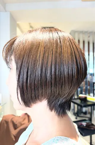 ショート ヨウコ YOKOのヘアスタイル